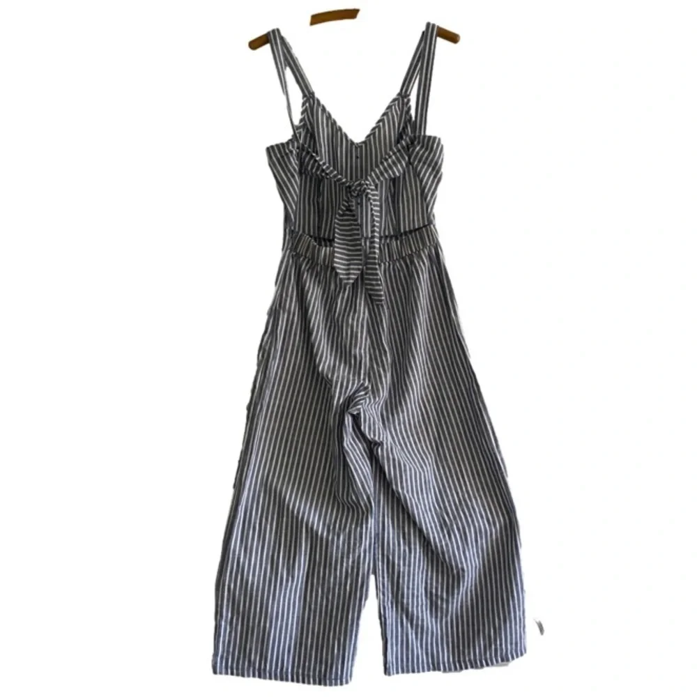 Rachel Roy Jumpsuit Cropped Blue and White Stripe Womens Size 6 - Picture 4 of 7
